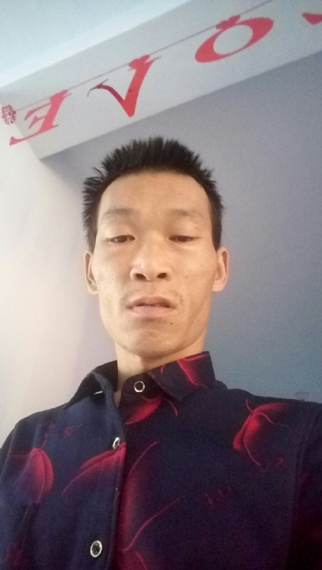 向阳的第一张照片--山东蓝颜知己交友网