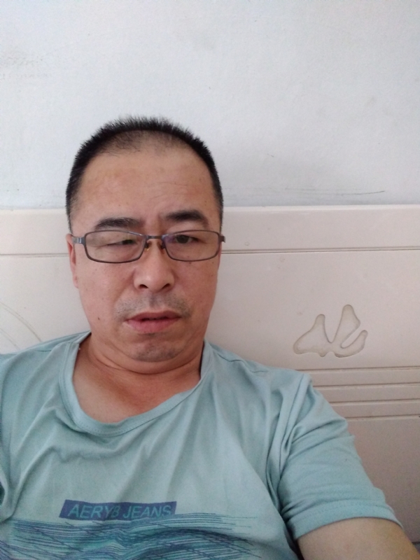 大叔的第一张照片--山东蓝颜知己交友网