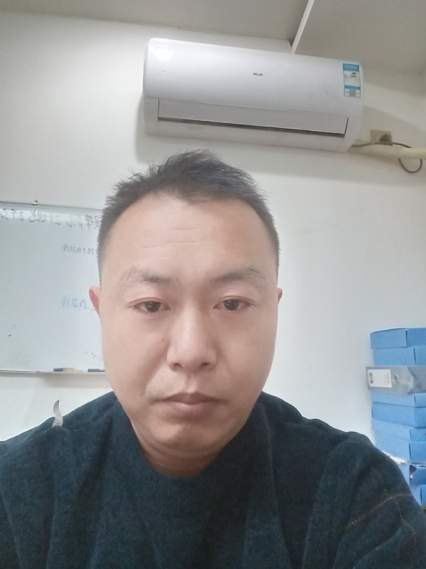 寻找另一半的第一张照片--山东蓝颜知己交友网