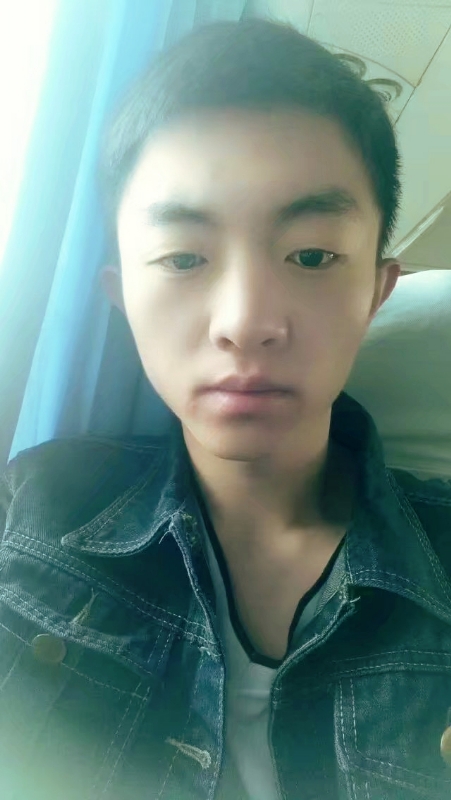 小手冰凉的第一张照片--山东蓝颜知己交友网