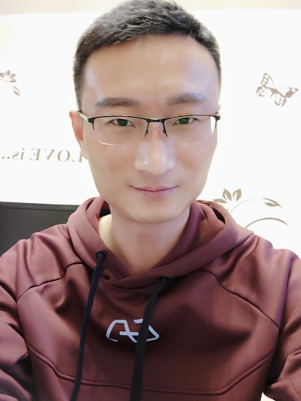 魅影的第一张照片--山东蓝颜知己交友网